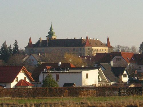 Schloss Droß in Droß