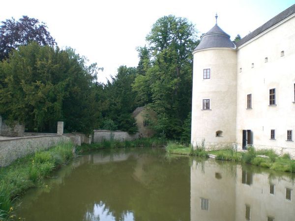 Wasserschloss Niederleis in Niederleis