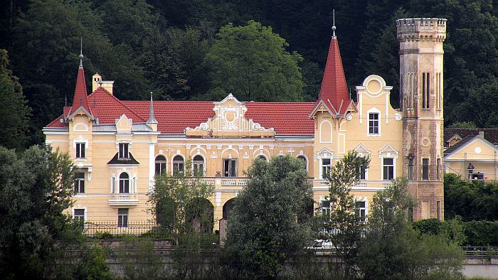 Schloss Dornach in Saxen