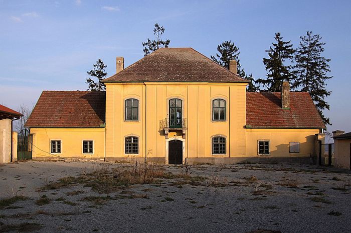 Jagdschloss Stinkenbrunn (Fasanerie) in Steinbrunn