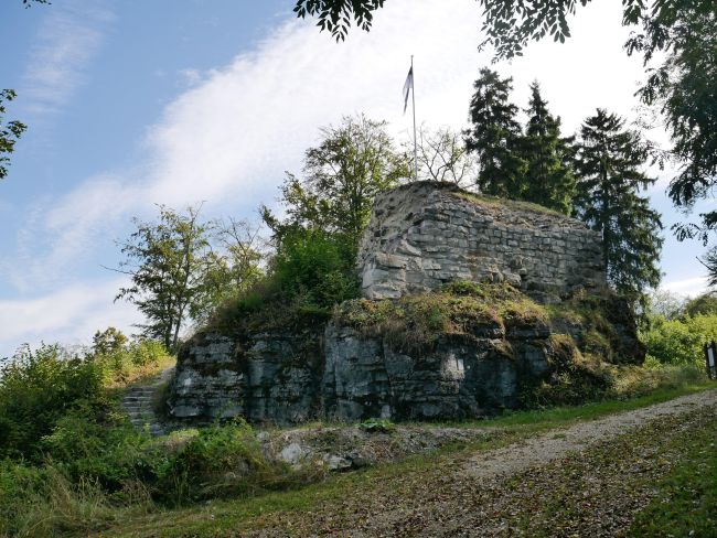 Burgrest Salmendingen (Altes Schloss) in Burladingen-Salmendingen