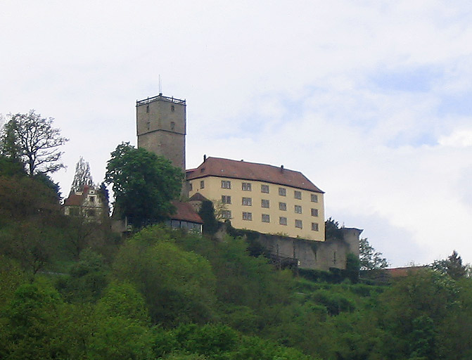 Burg Guttenberg in Haßmersheim-Neckarmühlbach