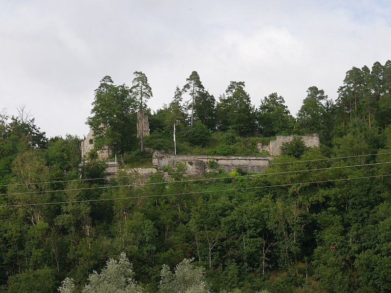 Burgruine Wehrstein in Sulz am Neckar-Fischingen