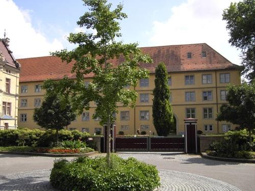 Schloss Winnental (Winnenthal) in Winnenden-Höfen