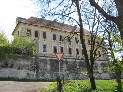 Schloss Bertoldsheim (Bertholdsheim, Bartoldsheim) in Rennertshofen-Bertholdsheim