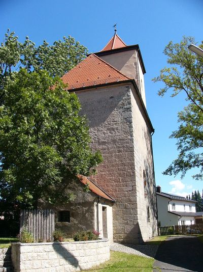 teilweise erhaltene Burg Schönkirch in Plößberg-Schönkirch