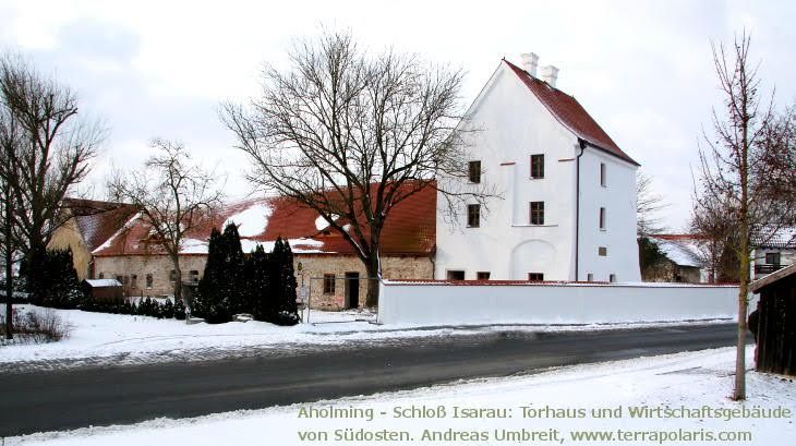 Schlossrest Isarau (Aholming) in Aholming-Isarau