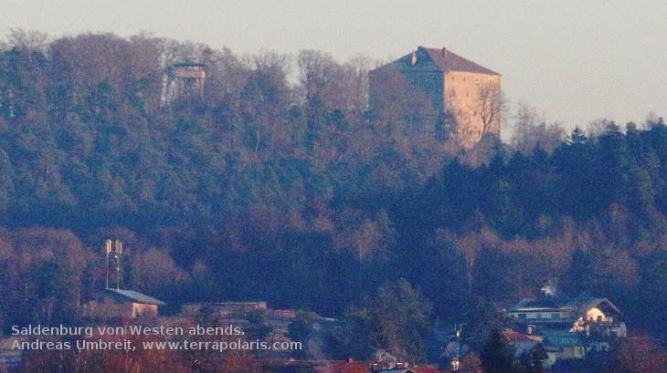 teilweise erhaltene Burg Saldenburg in Saldenburg