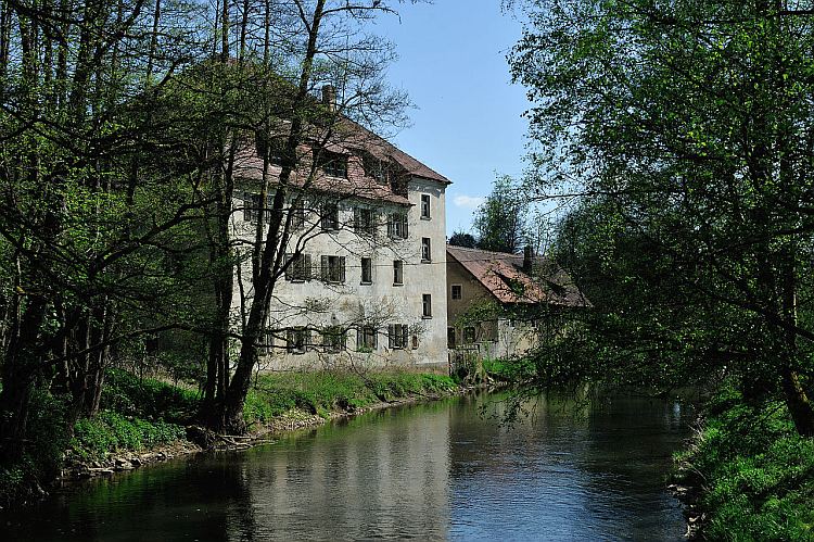 Schlossrest Leidersdorf (Hammerschloss Leidersdorf) in Ensdorf-Leidersdorf