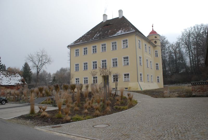 Schloss Deutenkofen in Adlkofen-Deutenkofen