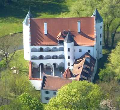 Wasserschloss Schambach in Straßkirchen-Schambach