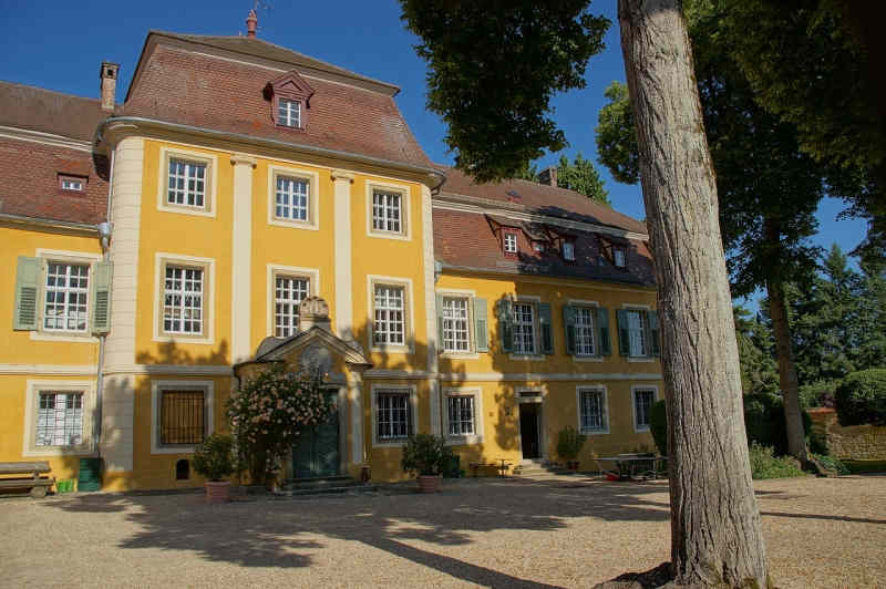 Schloss Höfling in Regensburg-Burgweinting