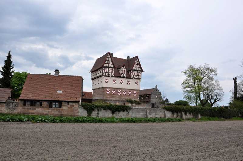 Adelssitz Neunhof (Weiherhaus, Kreß'scher Herrensitz) in Nürnberg-Neunhof