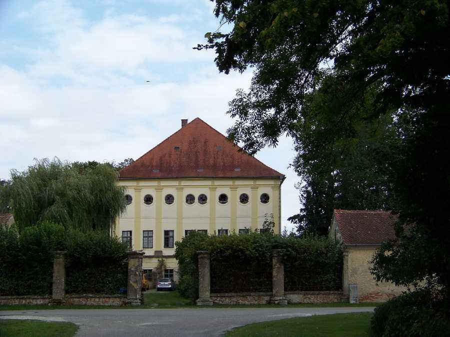 Schloss Schönach in Mötzing-Schönach