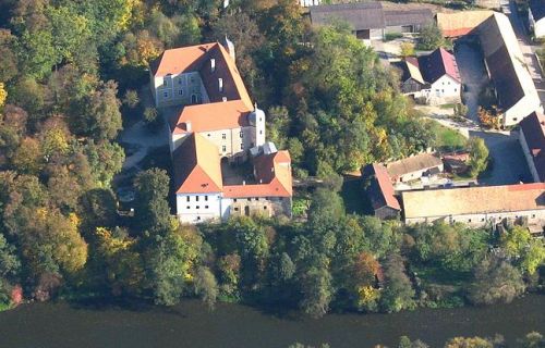 Schloss Fronberg in Schwandorf-Fronberg