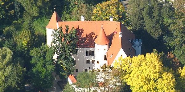 Schloss Lintach (Neues Schloss, Unteres Schloss) in Freudenberg-Lintach