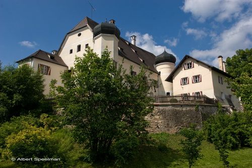 Wasserschloss Haggn (Schloss im Hacken) in Neukirchen-Haggn