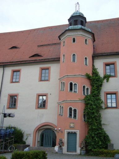 teilweise erhaltenes Schloss Neumarkt in der Oberpfalz (Residenz, Pfalzgrafenschloss) in Neumarkt in der Oberpfalz