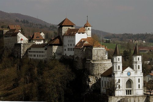 Burg und Festung Aarburg in Aarburg