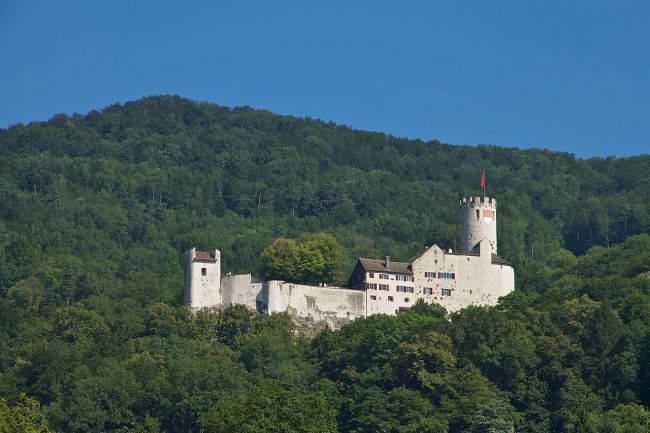 Burg Neu-Bechburg (Roth Bechburg) in Oensingen
