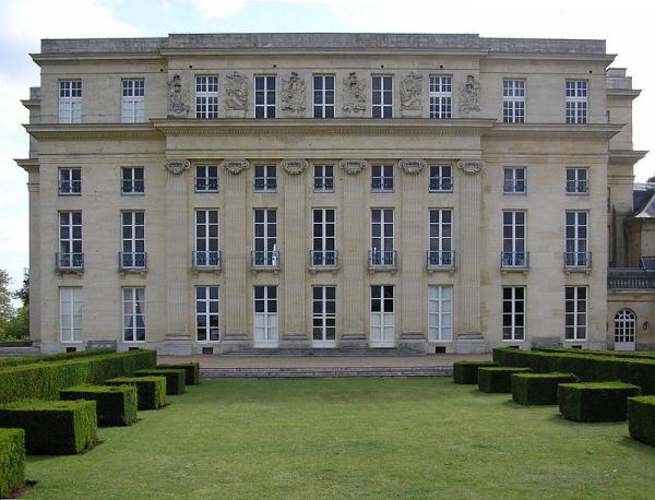 Schloss Bénouville (Château de Bénouville) in Bénouville