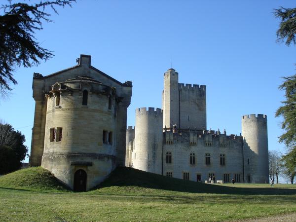 Burg Roquetaillade (Château de Roquetaillade) in Mazères (Gironde)