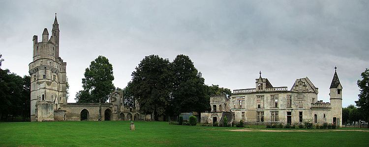 Schlossruine Septmonts (Château de Septmonts) in Septmonts