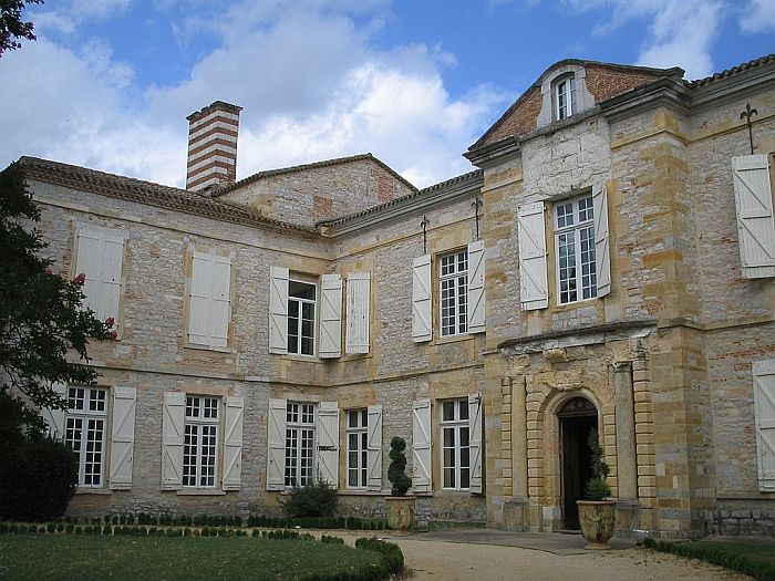 Schloss Montricoux (Château de Montricoux, Maison du Temple de Montricoux) in Montricoux