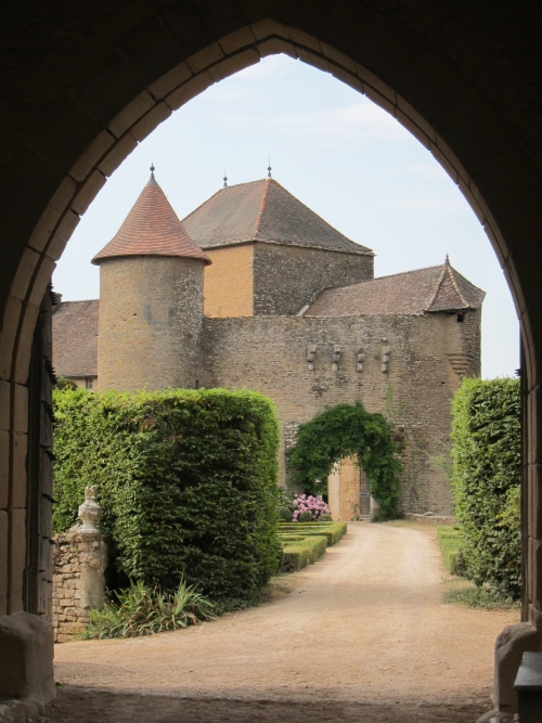 Burg Berzé-le-Châtel (Château de Berzé-le-Châtel) in Berzé-le-Châtel