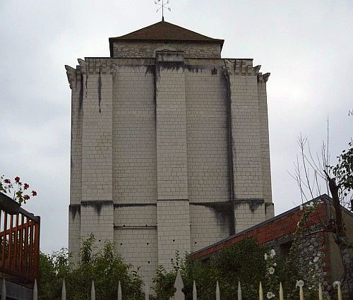 teilweise erhaltene Burg Posay (Château de Posay) in La Roche-Posay