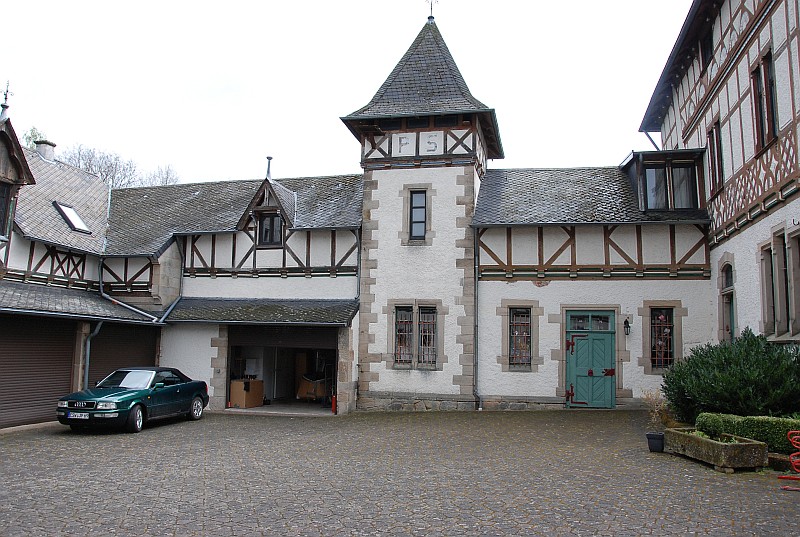 Lustschloss Gotisches Haus (Dornholzhausen) in Bad Homburg (Höhe)-Dornholzhausen