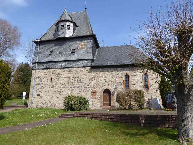Wehrkirche Salzböden in Lollar-Salzböden