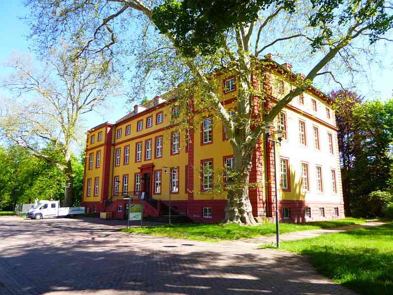 Schloss Hallenburg in Schlitz