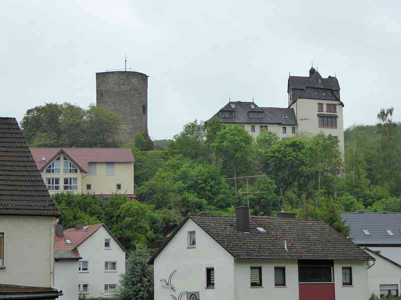 Burg Cleeberg (Kleeberg) in Langgöns-Cleeberg