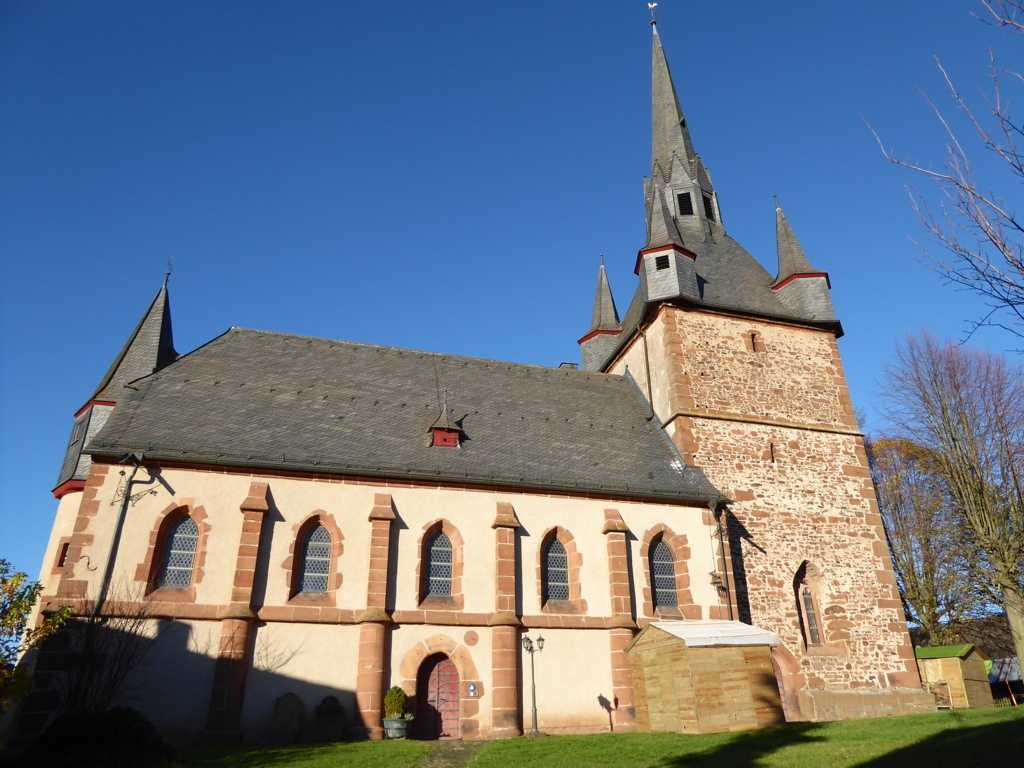 Wehrkirche Niederasphe in Münchhausen-Niederasphe