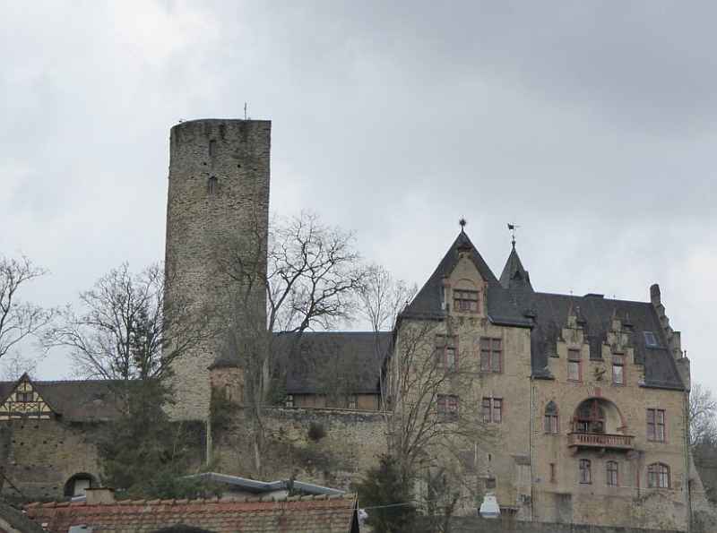 Burg Kransberg (Cransberg) in Usingen-Kransberg