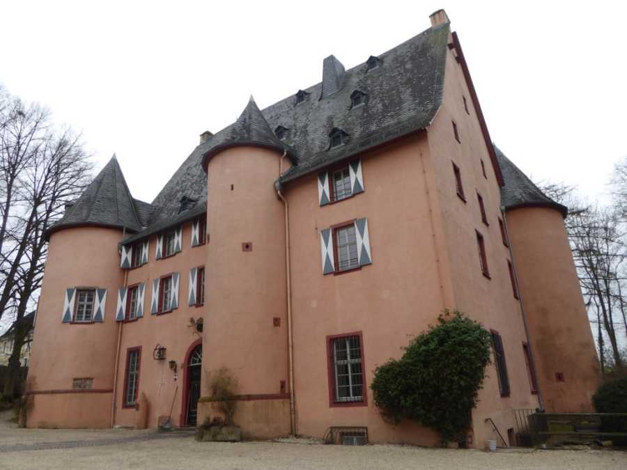 Schloss Waldmannshausen (Neue Burg) in Elbtal-Elbgrund