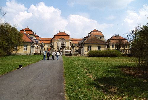 Schloss Fasanerie (Adolphshof, Adolphseck, Altes Schloss) in Eichenzell