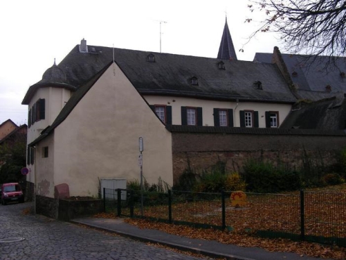 Adelssitz Hattenheim (Greiffenclauer Hof, Hof Greiffenclau) in Eltville-Hattenheim