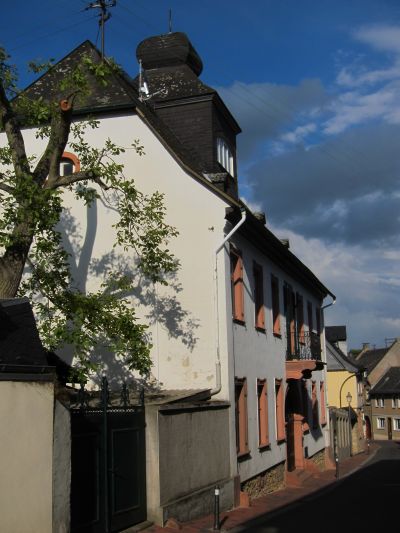 Adelssitz Hattenheim (Hof der Freiherren Raitz von Frentz) in Eltville-Hattenheim
