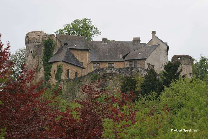 Burg Ansembourg (Ansemburg) in Tuntange-Ansemburg