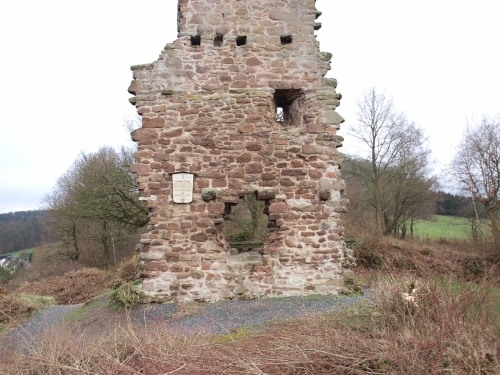 Burg Löwenburg (Lauenburg) in Dassel-Lauenberg