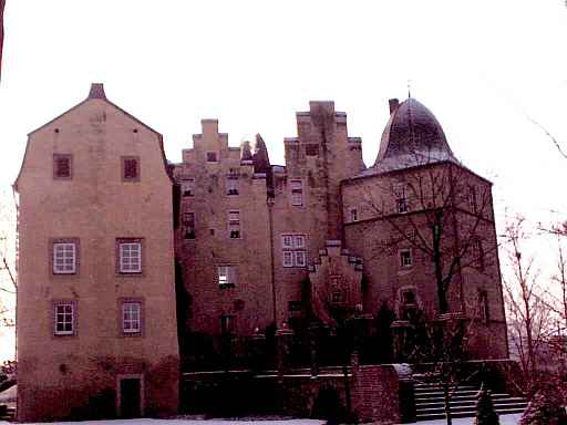 Burg Bodenheim in Weilerswist-Lommersum