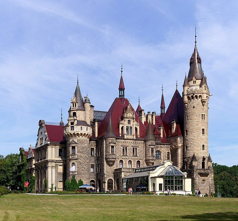 Schloss Moszna (Moschen, Zamek w Mosznej) in Moszna