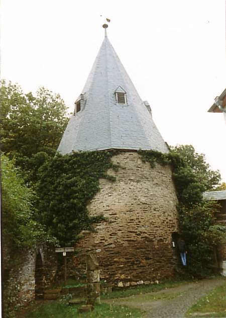 teilweise erhaltene Burg Herrstein in Herrstein