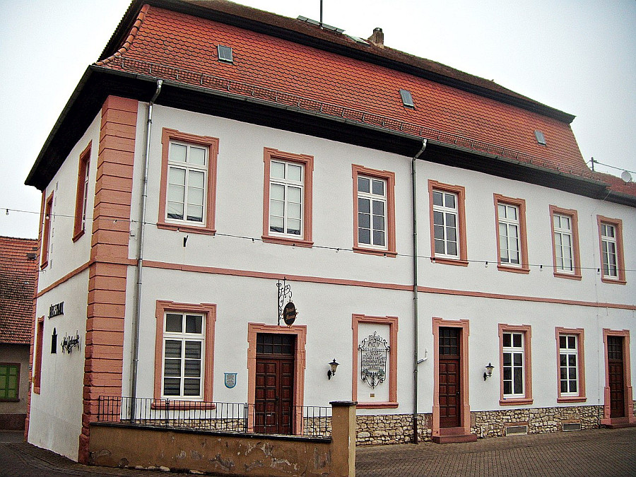 Herrenhaus Oberflörsheim