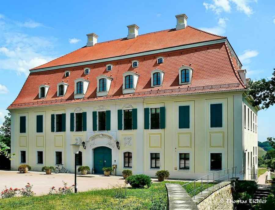 Schloss Siebeneichen (Altes und Neues Schloss) in Meißen-Siebeneichen
