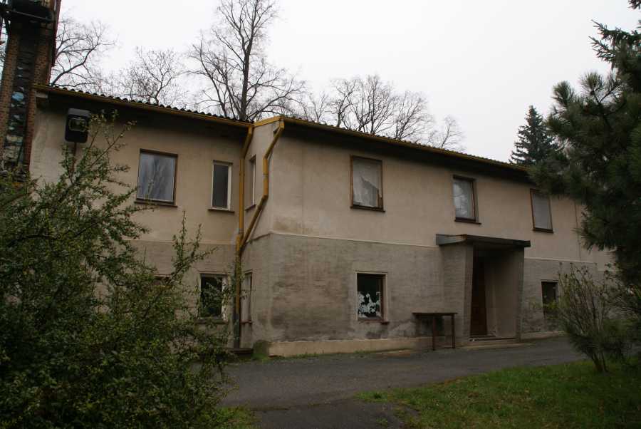 Herrenhausrest Rosenhain (Oberrosenhain) in Löbau-Rosenhain