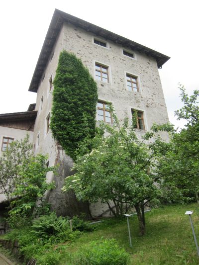 Wohnturm Larchgut in Lana-Niederlana
