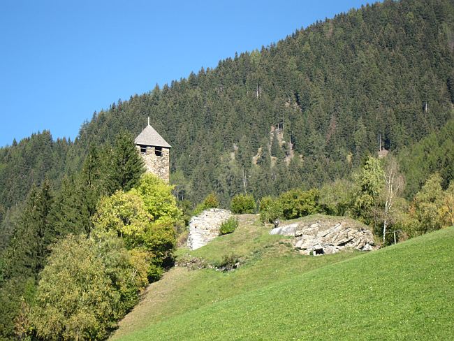 Burgruine Straßberg in Sterzing-Ried